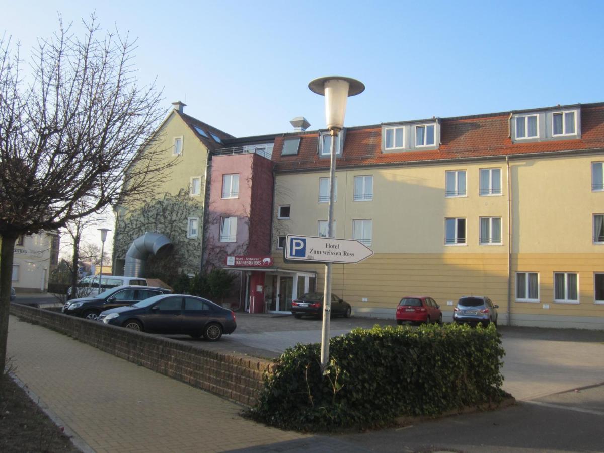 Hotel Zum Weissen Ross Delitzsch Exterior photo
